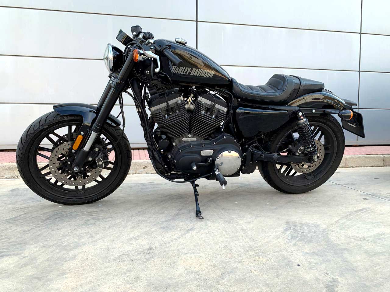 HARLEY-DAVIDSON © ROADSTER XL 1200CX DE 2017