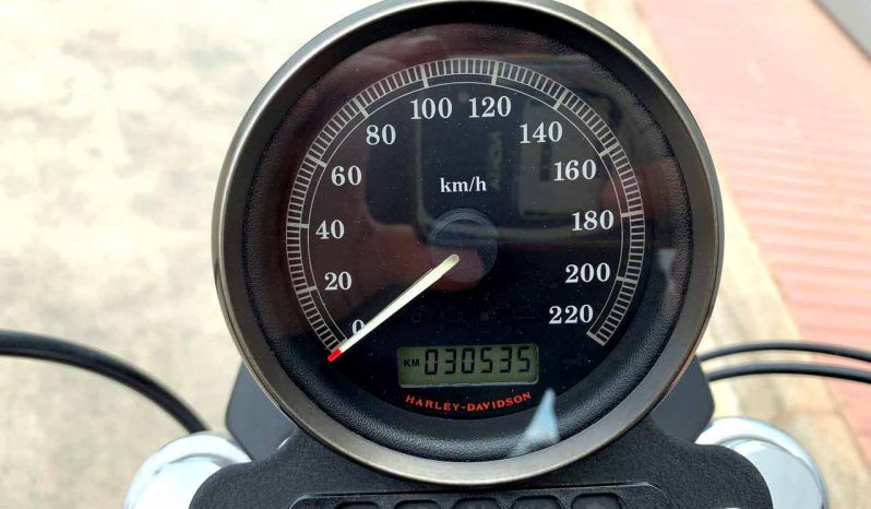 HARLEY-DAVIDSON SPORTSTER XL 883R DE 2010 IMPECABLE